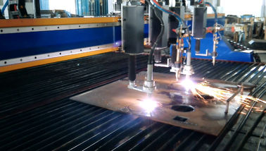 plasma e macchina ossitaglio di CNC del cavalletto di prezzo basso di alta qualità della Multi-torcia