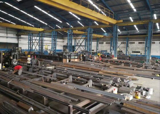 Con funzione di taglio di marcatura Linea di punzonatrice angolare CNC per torre di comunicazione di potenza