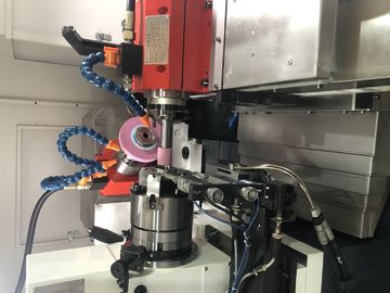 Alta precisione interna ed esterna di multi CNC di funzione della macchina per la frantumazione del modello AT60