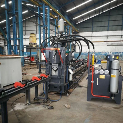 Macchina per perforare angolo CNC a 3 teste personalizzabile con forza di taglio 1800 KN