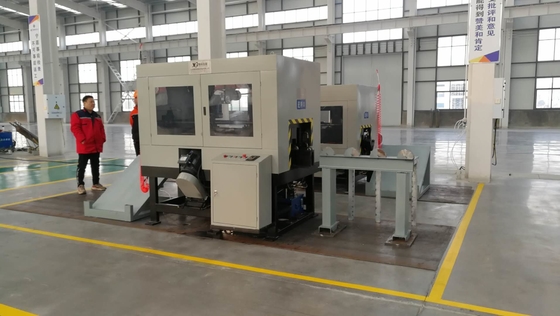 Macchine di fresatura automatiche a angolo per radici modello GQC250-2Q nell'industria delle torri d'acciaio