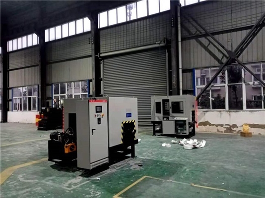 Macchine di fresatura automatiche a angolo per radici modello GQC250-2Q nell'industria delle torri d'acciaio