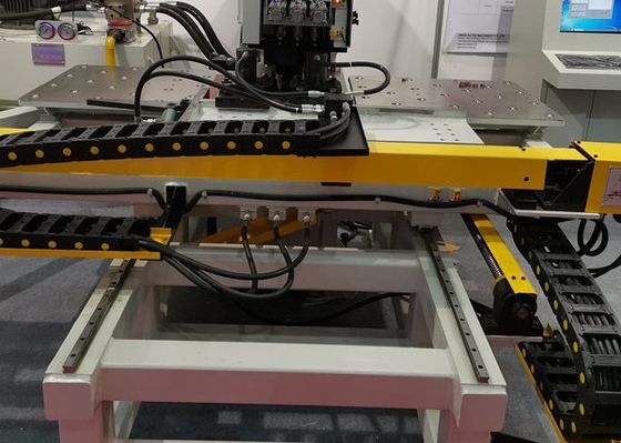 Macchine per perforare e segnare lamiere di metallo automatiche CNC ad alta precisione