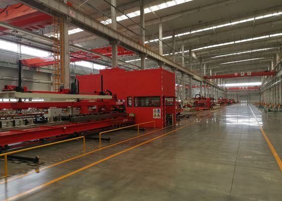 Lavorazione della lamiera 15000x380 mm Dimensione del pezzo 35 tonnellate Punzonatrice CNC per lamiere per trave longitudinale automobilistica