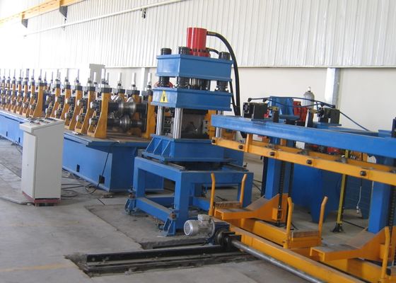 Macchina formatrice a rulli per guardrail autostradali per la produzione di guardrail e protezioni di sicurezza