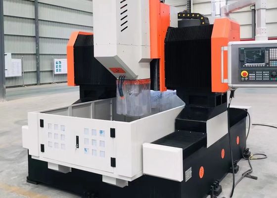 Motore mandrino servo dedicato, giunto rotante ad alta velocità e centro di foratura per fresatrice CNC per lavorazioni di precisione