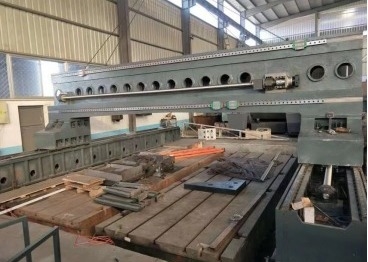 Dimensioni del pezzo: 3000*3000, Foratrice CNC per piastre BT50, Potenza motore mandrino servo 30 KW
