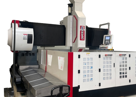 Larghezza scanalatura a T 28mm Macchina foratrice per piastre CNC con flangia Diametro massimo 100mm