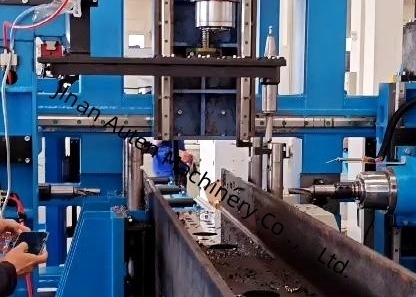 3 Set Maggiornale di attrezzi 3D CNC H Beam Drilling Tapping And Cutting Machine Φ10 Unità idraulica di marcatura Dimensione del carattere