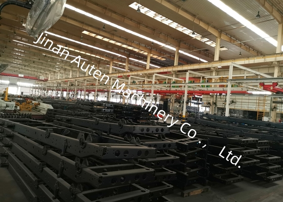 4-9mm Spessore della piastra Fusta del camion Linea di produzione di foratura CNC 4000-12000 mm Lunghezza del pezzo di lavoro