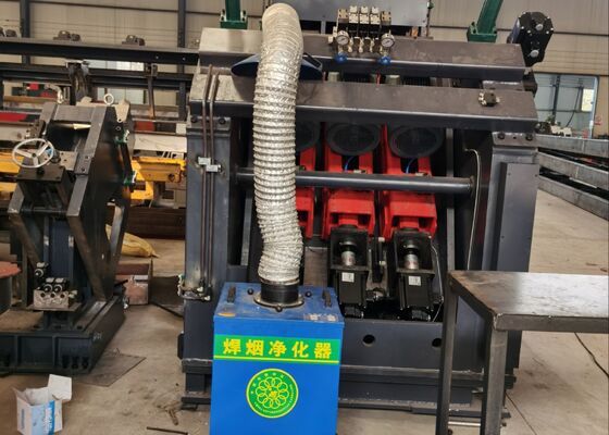 Macchine per la perforazione angolare e la marcatura a CNC ad alta velocità per torri di trasmissione