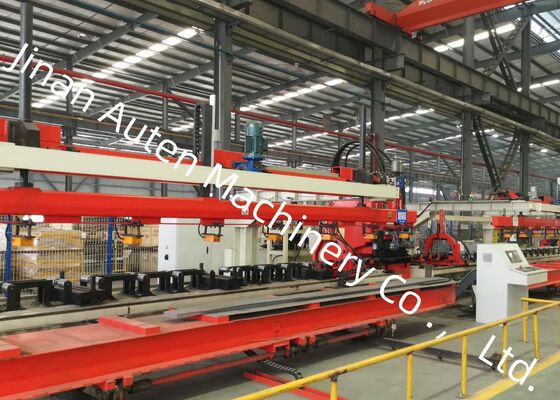 4-9mm Spessore della piastra Linea di lavorazione automatica di foratura di lamiere di metallo per veicoli pesanti