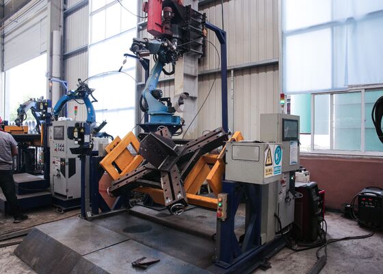 46m/Min Rotation Speed Tower Foot Welding Robot 4500*3500*3000mm Overall Machine Dimension