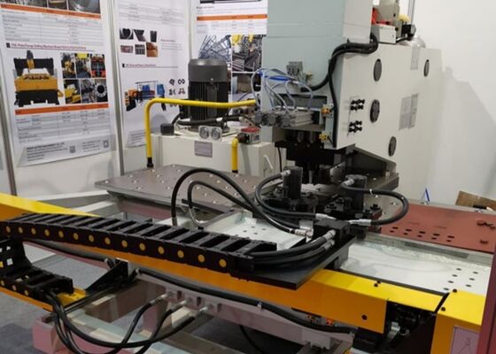 1500*800mm Max Workpiece Size Cnc Plate Punching Machine per la produzione di torri d'acciaio
