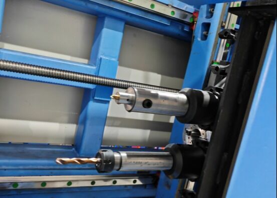 40 mm Max diametro di perforazione CNC alta velocità H Beam Perforazione macchina per la sezione canale