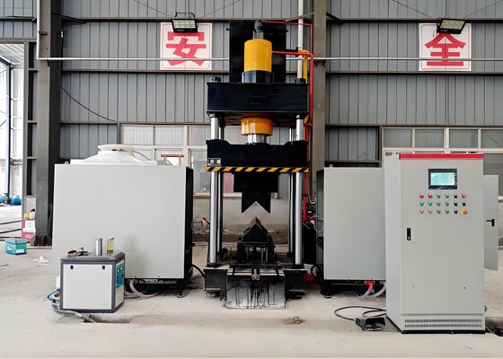 Macchina per piegare e riscaldare l'acciaio ad angolo CNC utilizzata dall'industria delle torri per piastre piatte in acciaio