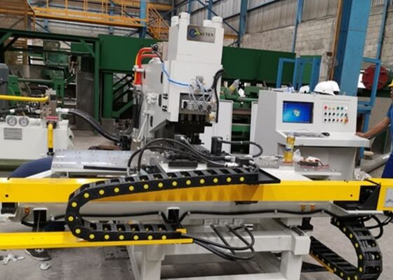 Macchina per la marcatura e perforazione a foratura a piastra CNC con capacità di perforazione Φ50 mm