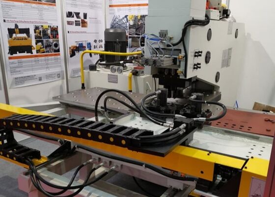 Macchina per la marcatura e perforazione a foratura a piastra CNC con capacità di perforazione Φ50 mm