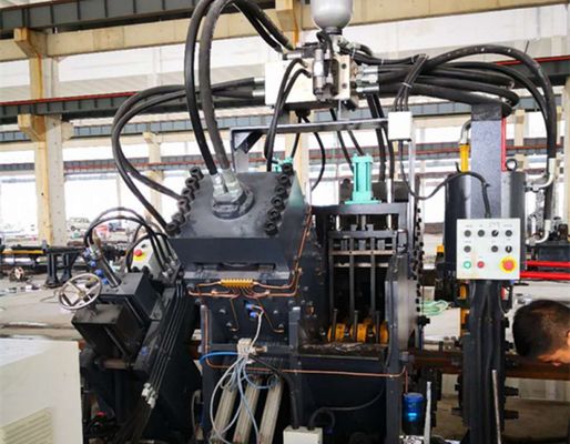 Macchine per la linea d'angolo CNC Sistemi idraulici elettrici e pneumatici per la punzonatura, la marcatura e il taglio