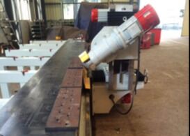 100-1500 mm/min Velocità di fresatura Macchina di fresatura a doppia trazione a doppia potenza
