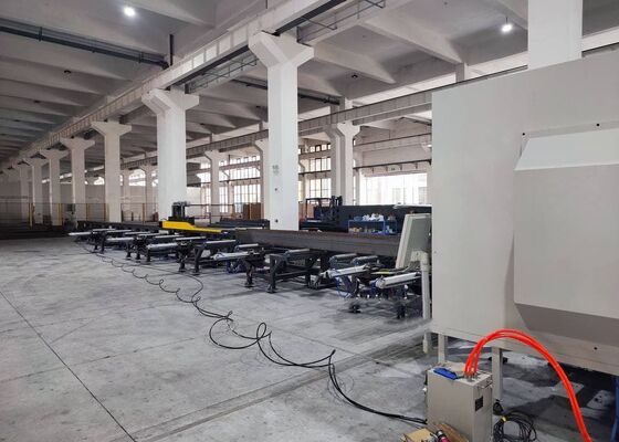 Modello BHD1250C Cnc I Beam Drilling Marking Cutting Machine Line per il sistema di parcheggio meccanico