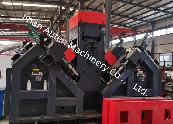 Macchina automatica per la foratura e marcatura di angolari CNC con 9 assi CNC