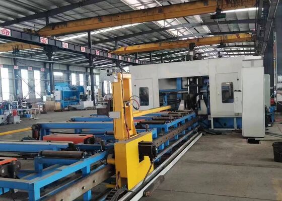 Linea di taglio e foratura CNC per profilati a H Modello BHD1250C BT40 Mandrino Principale